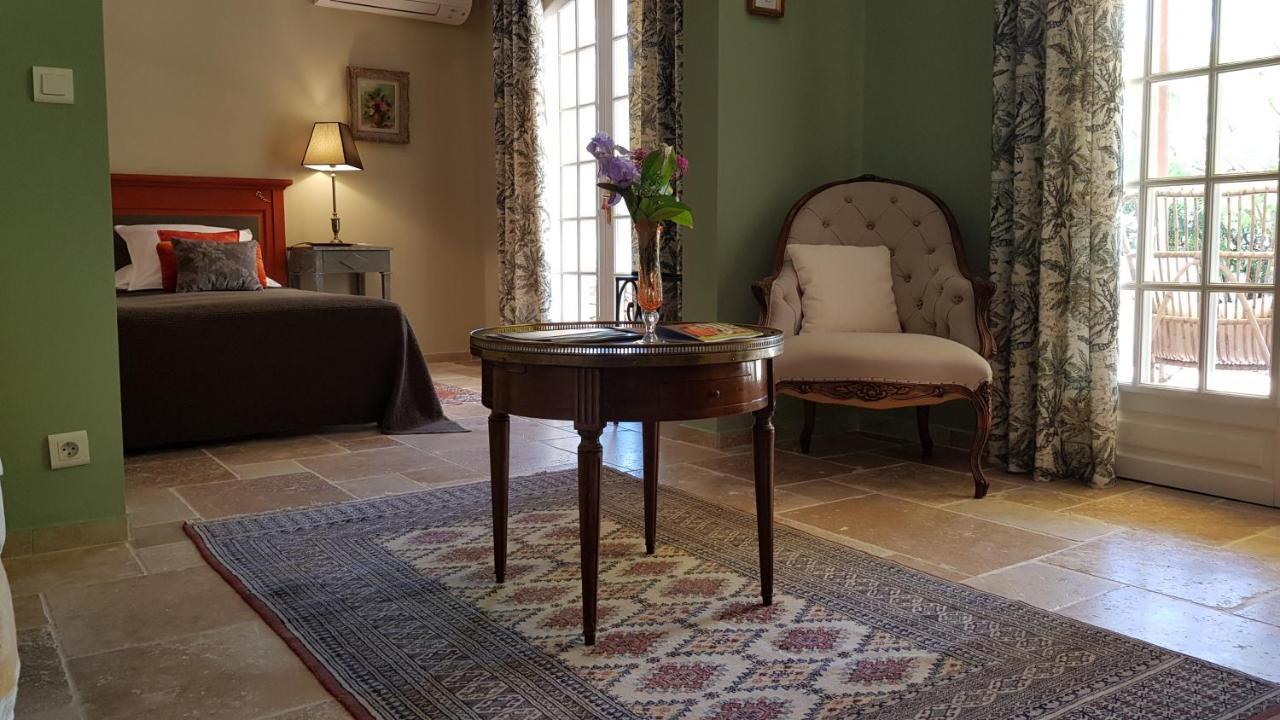 Pierres Blanches Bed & Breakfast Cotignac Luaran gambar
